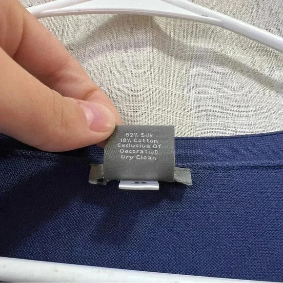 Ann Taylor | Silk Blend Button Up V-Neck Cardigan Navy Royal Blue Women’s Small - Picture 7 of 7